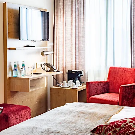 Maingau Hotel 3*