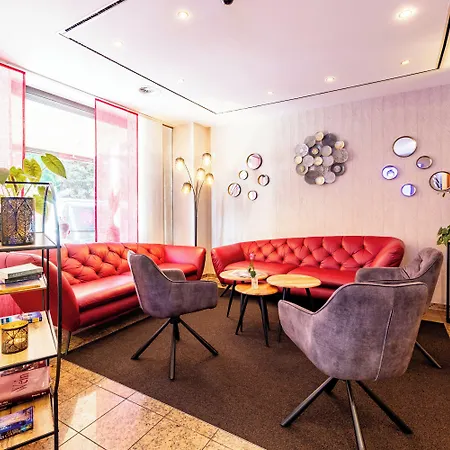 マインガウ 3* フランクフルト